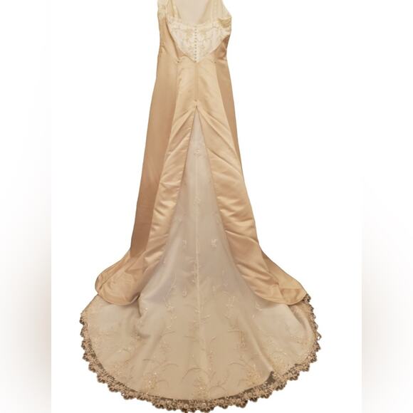 Michaelangelo Size 16 Wedding Dress Gown Stunning Ivory & Champagne beaded - Picture 1 of 5